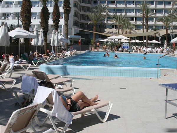 The Red Sea 003.jpg